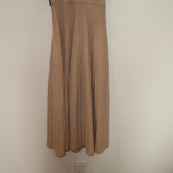Express Sleeveless Knit Maxi Dress - Picture 3 of 5